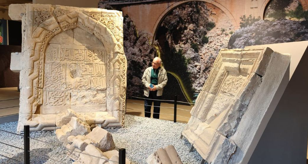 Türkiye'nin En Büyük Kitabesi Ermenek Müzesi'nde: Karamanoğulları'nın Görkemli Tarihi