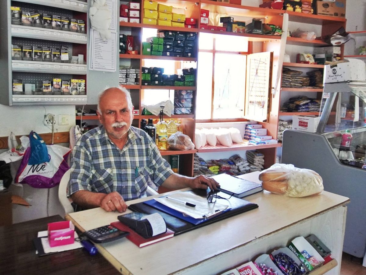 GÖDENE’NİN ZAMANA DİRENEN "ASIRLIK" ÇINARI